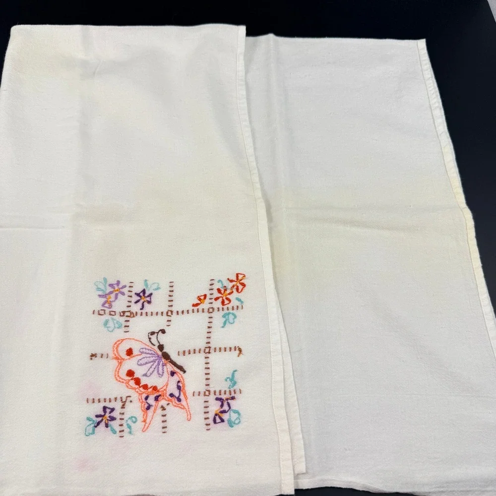 Vtg Hand Embroidered LARGE Butterfly Tea Towels Set of 3 White‎ Cotton Floral